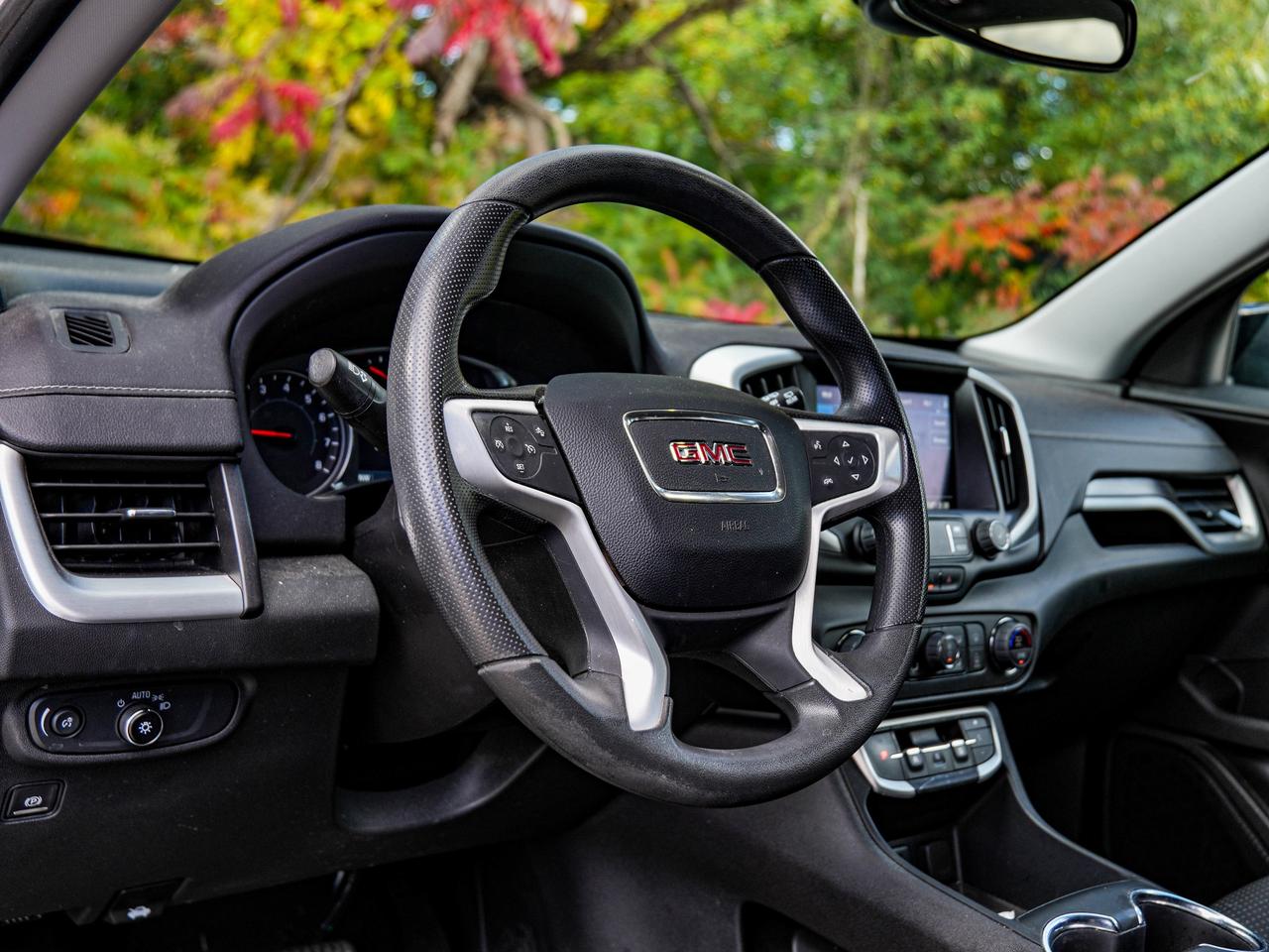 2023 GMC Terrain SLE Photo