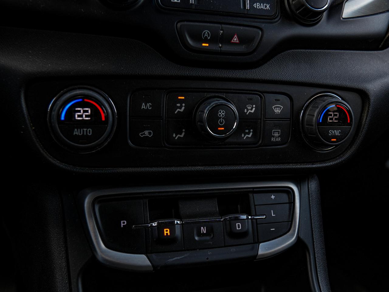 2023 GMC Terrain SLE Photo