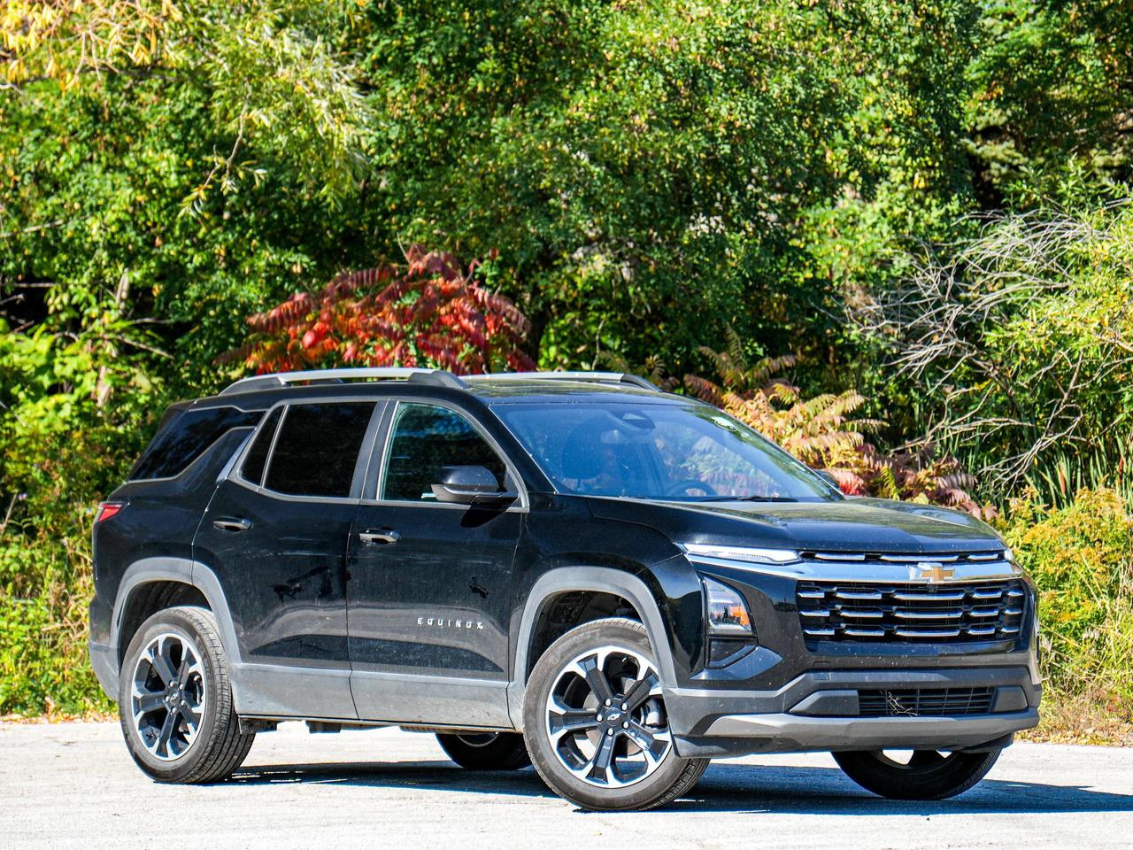 2026 Chevrolet Equinox AWD LT Photo5