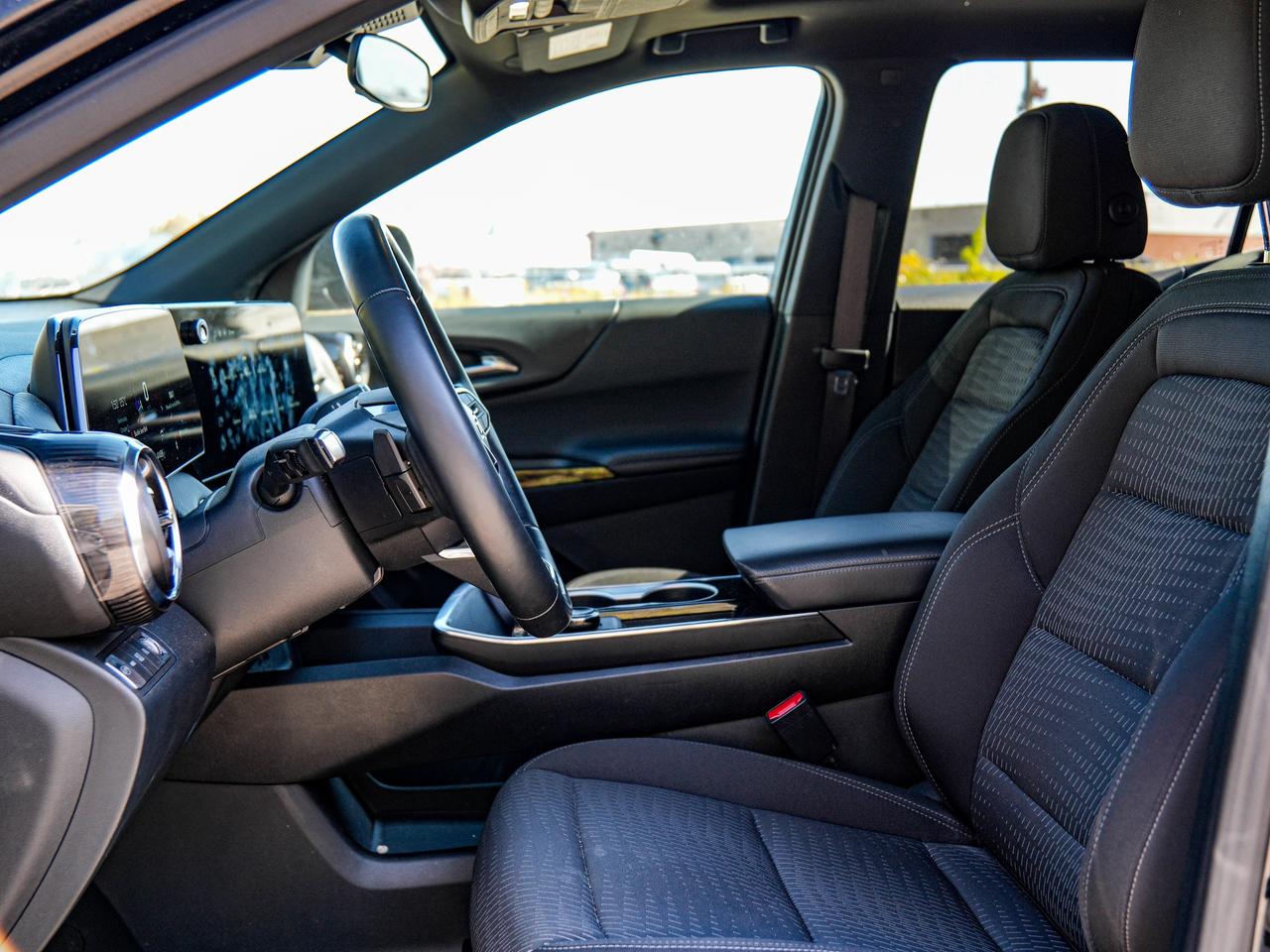 2026 Chevrolet Equinox AWD LT Photo