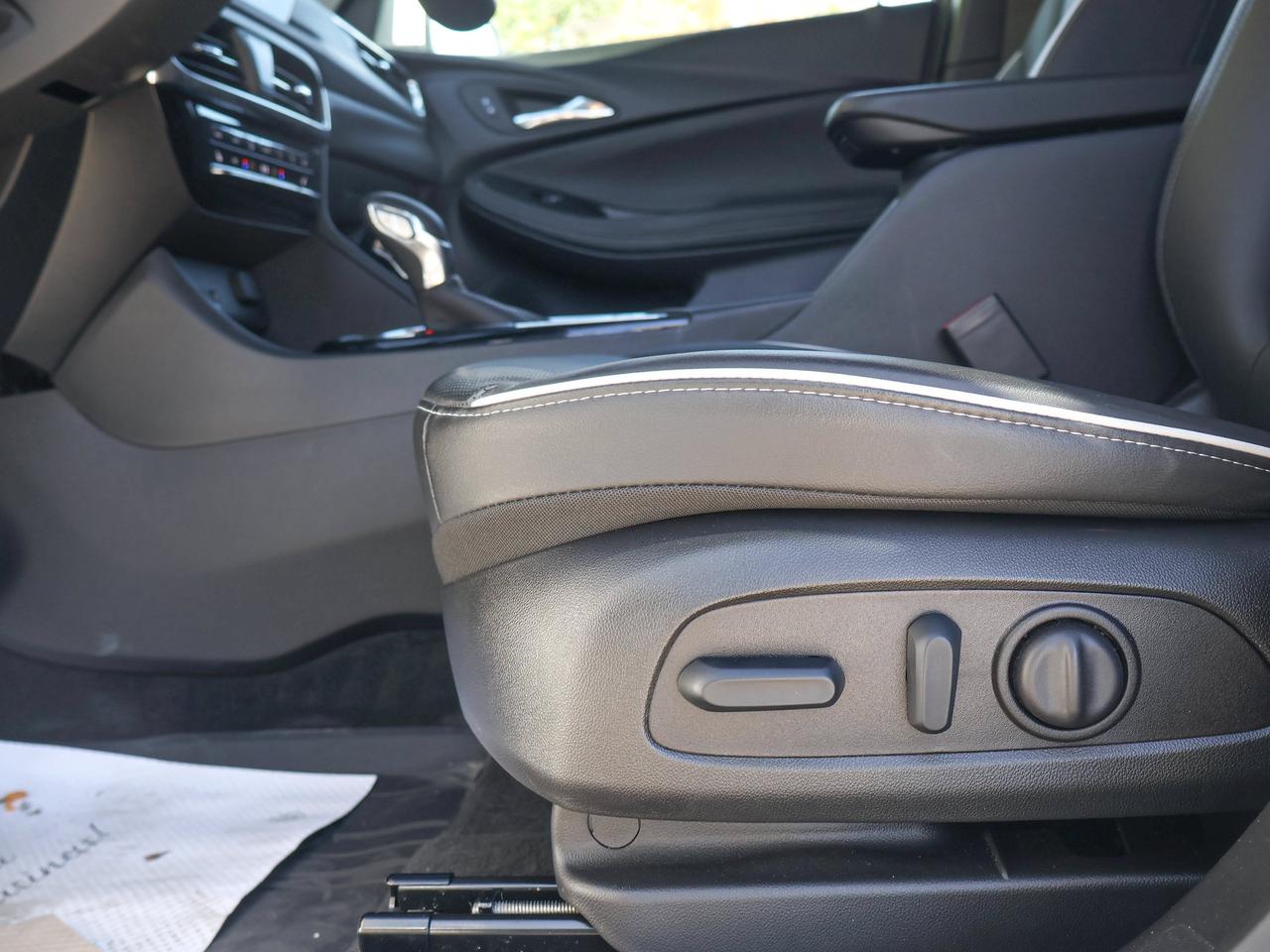 2026 Buick Encore GX Avenir Photo