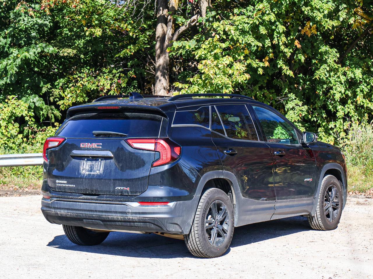 2023 GMC Terrain AT4 Photo