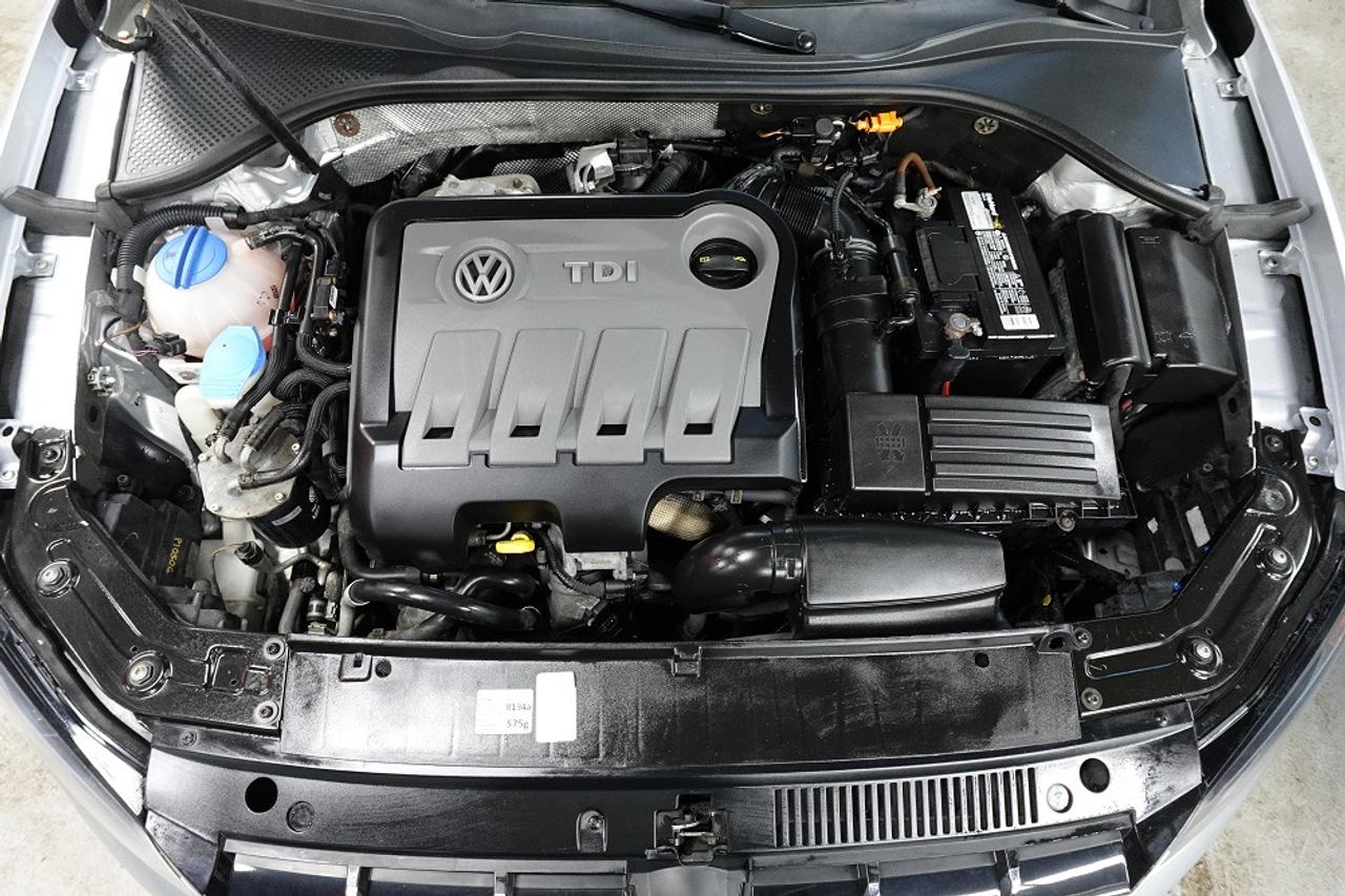2014 Volkswagen Passat TDI Highline - NO ACCIDENT, FULLY SERVICES, LOADED Photo