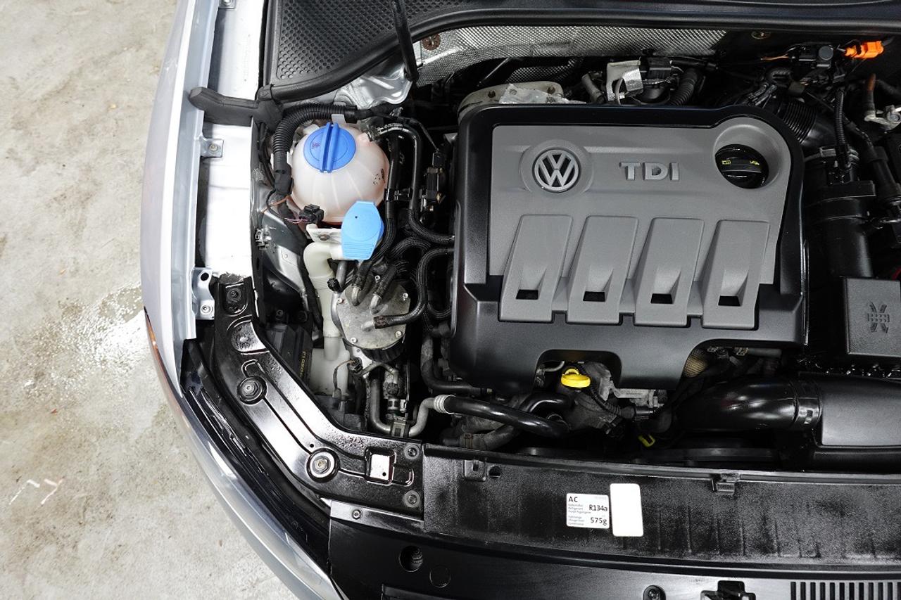 2014 Volkswagen Passat TDI Highline - NO ACCIDENT, FULLY SERVICES, LOADED Photo