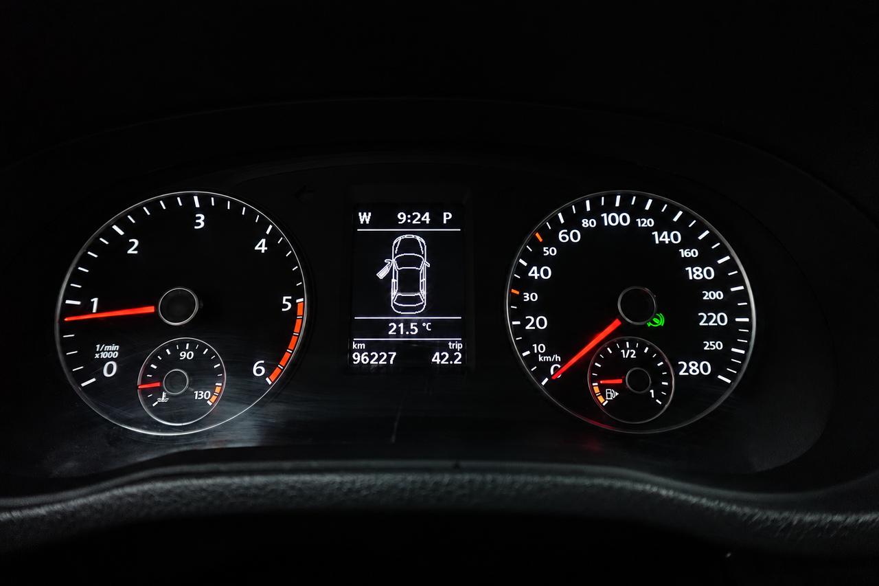 2014 Volkswagen Passat TDI Highline - NO ACCIDENT, FULLY SERVICES, LOADED Photo