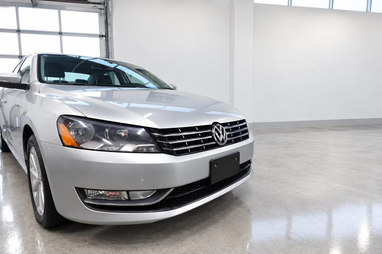 2014 Volkswagen Passat TDI Highline - NO ACCIDENT, FULLY SERVICES, LOADED Photo