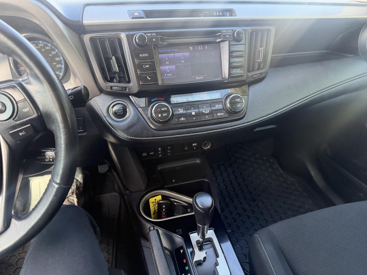 2018 Toyota RAV4 XLE | AWD | Sunroof Photo