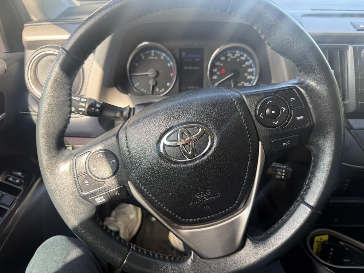 2018 Toyota RAV4 XLE | AWD | Sunroof Photo