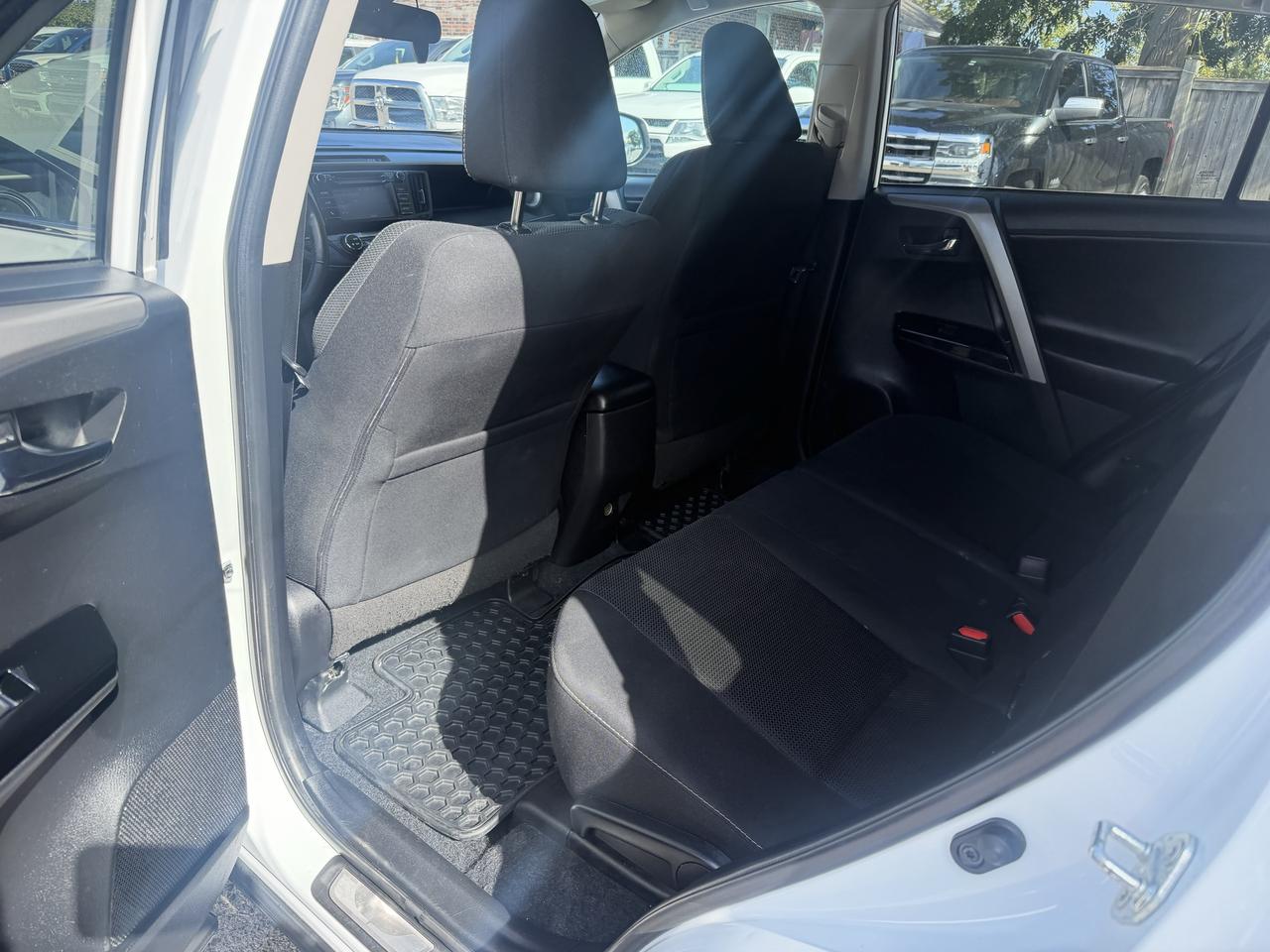 2018 Toyota RAV4 XLE | AWD | Sunroof Photo