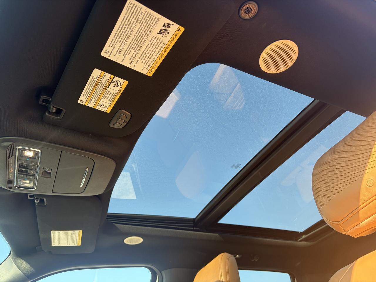 2021 Ford F-150 Platinum 4WD SuperCrew 5.5' Box Photo