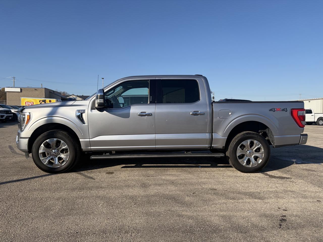 2021 Ford F-150 Platinum 4WD SuperCrew 5.5' Box Photo2