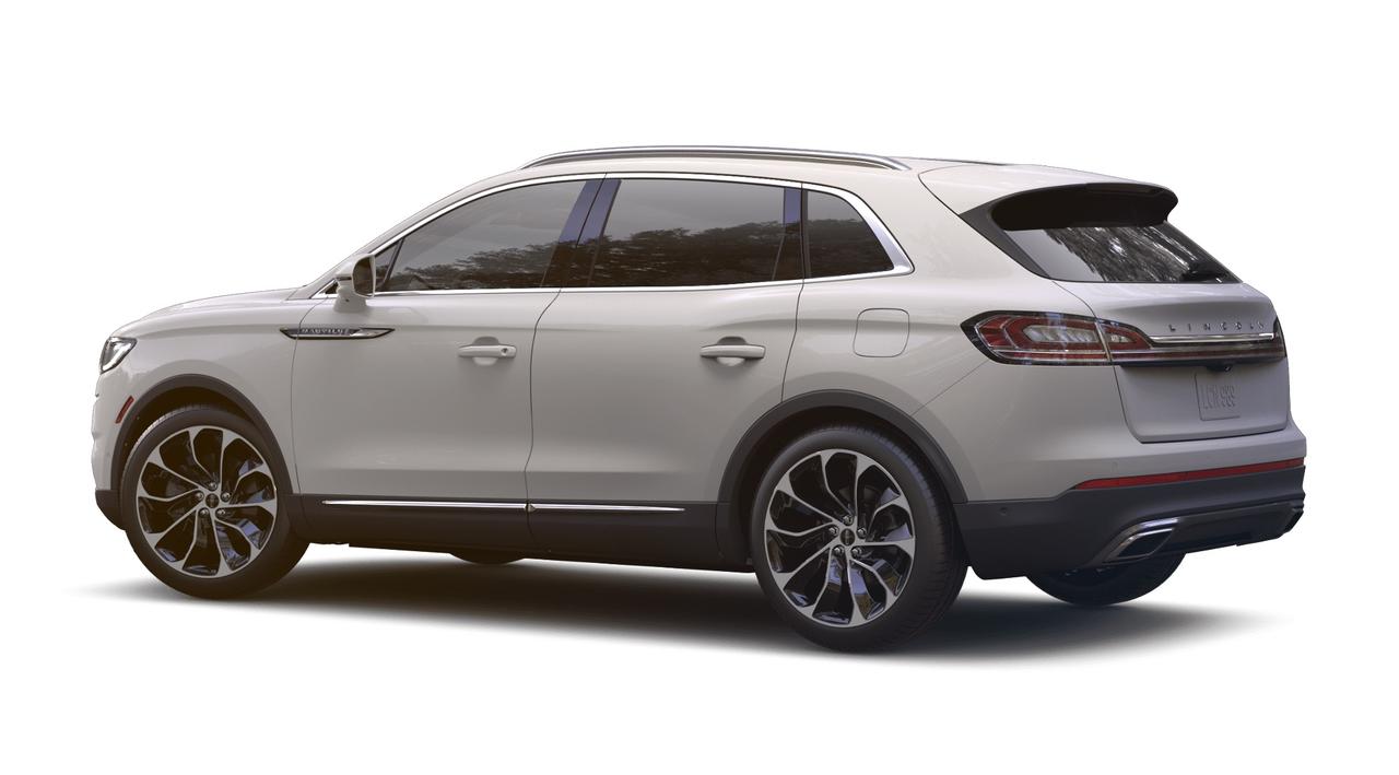 2023 Lincoln Nautilus Reserve AWD Photo1
