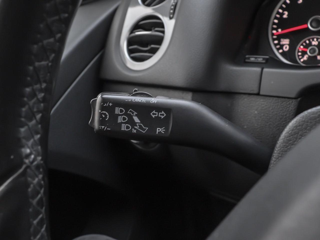 2013 Volkswagen Tiguan COMFORTLINE Photo