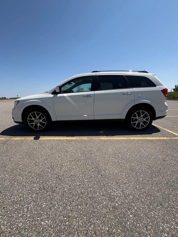 2016 Dodge Journey R/T Photo0