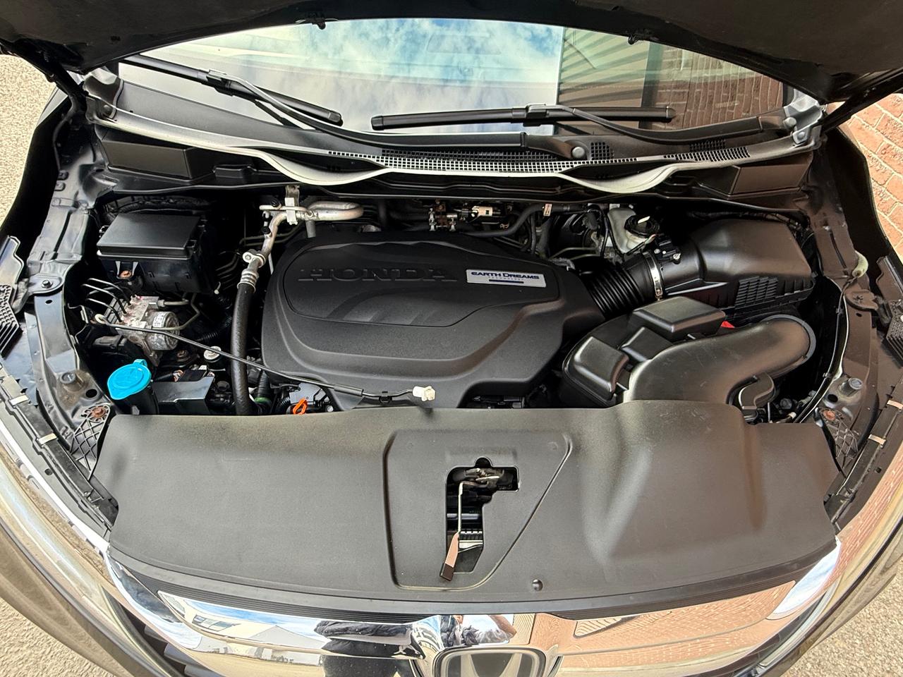 2020 Honda Odyssey Touring Photo