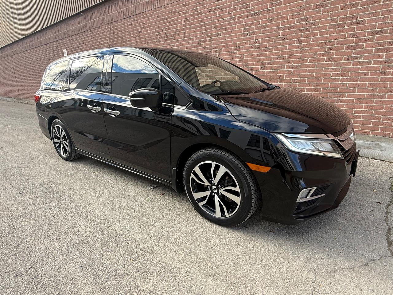 2020 Honda Odyssey Touring Photo
