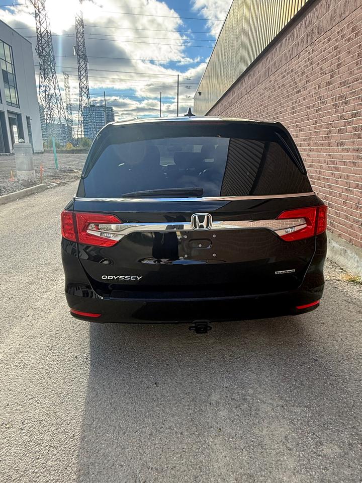 2020 Honda Odyssey Touring Photo