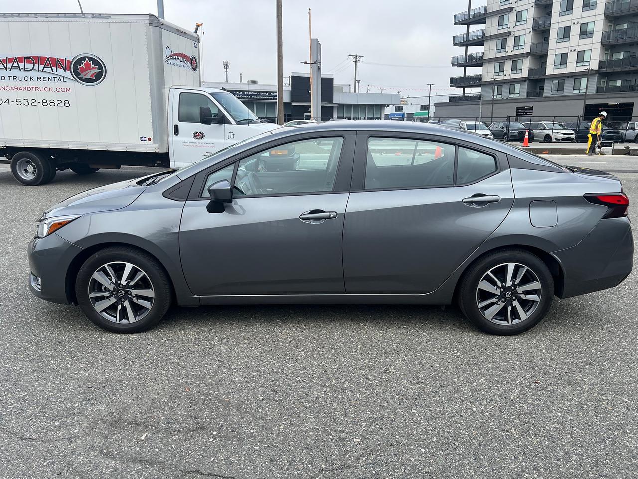 2024 Nissan Versa SV Photo3