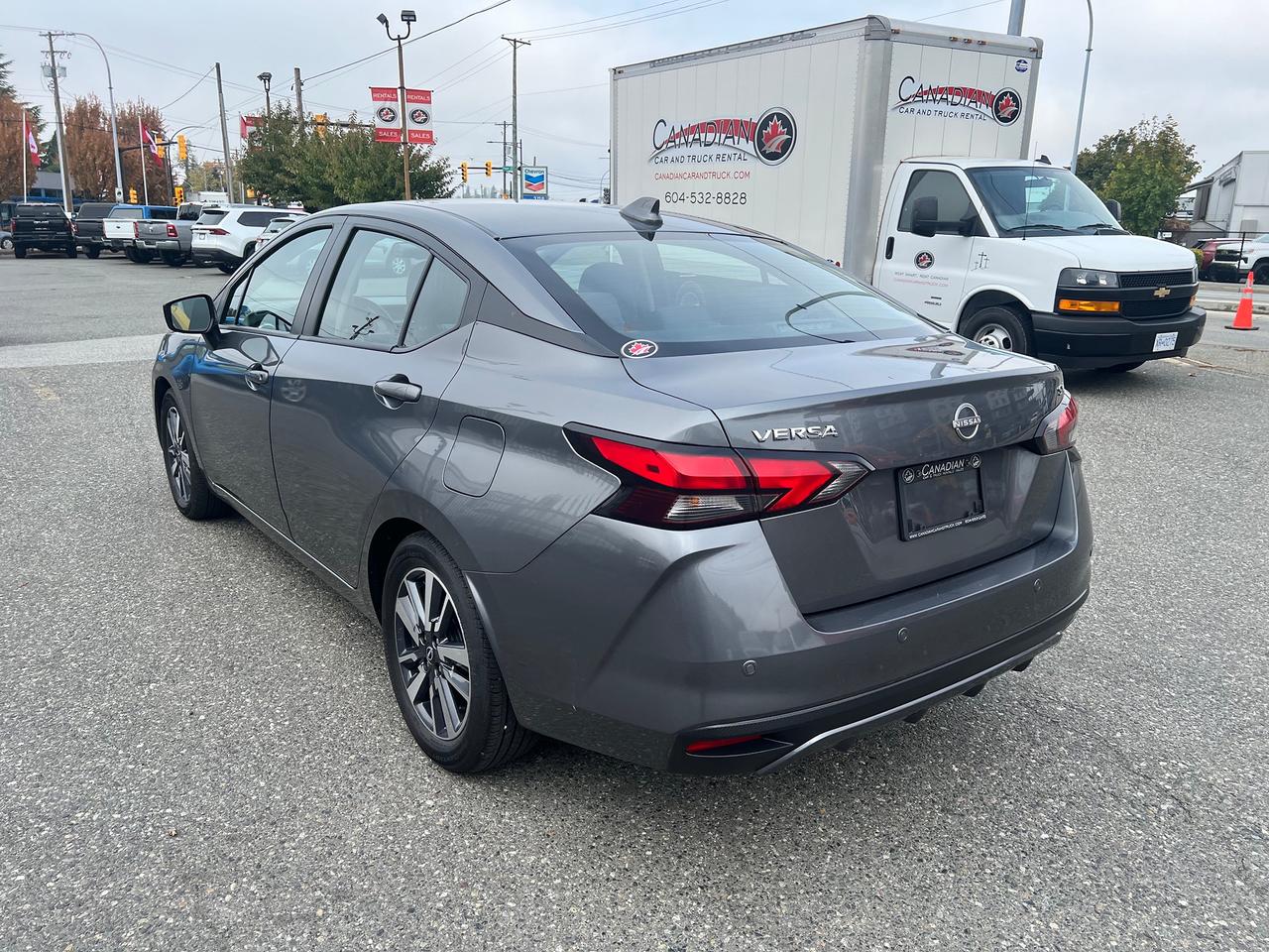 2024 Nissan Versa SV Photo4