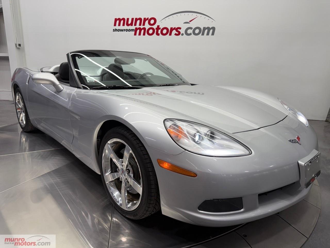 2012 Chevrolet Corvette Convertible 1LT Photo0