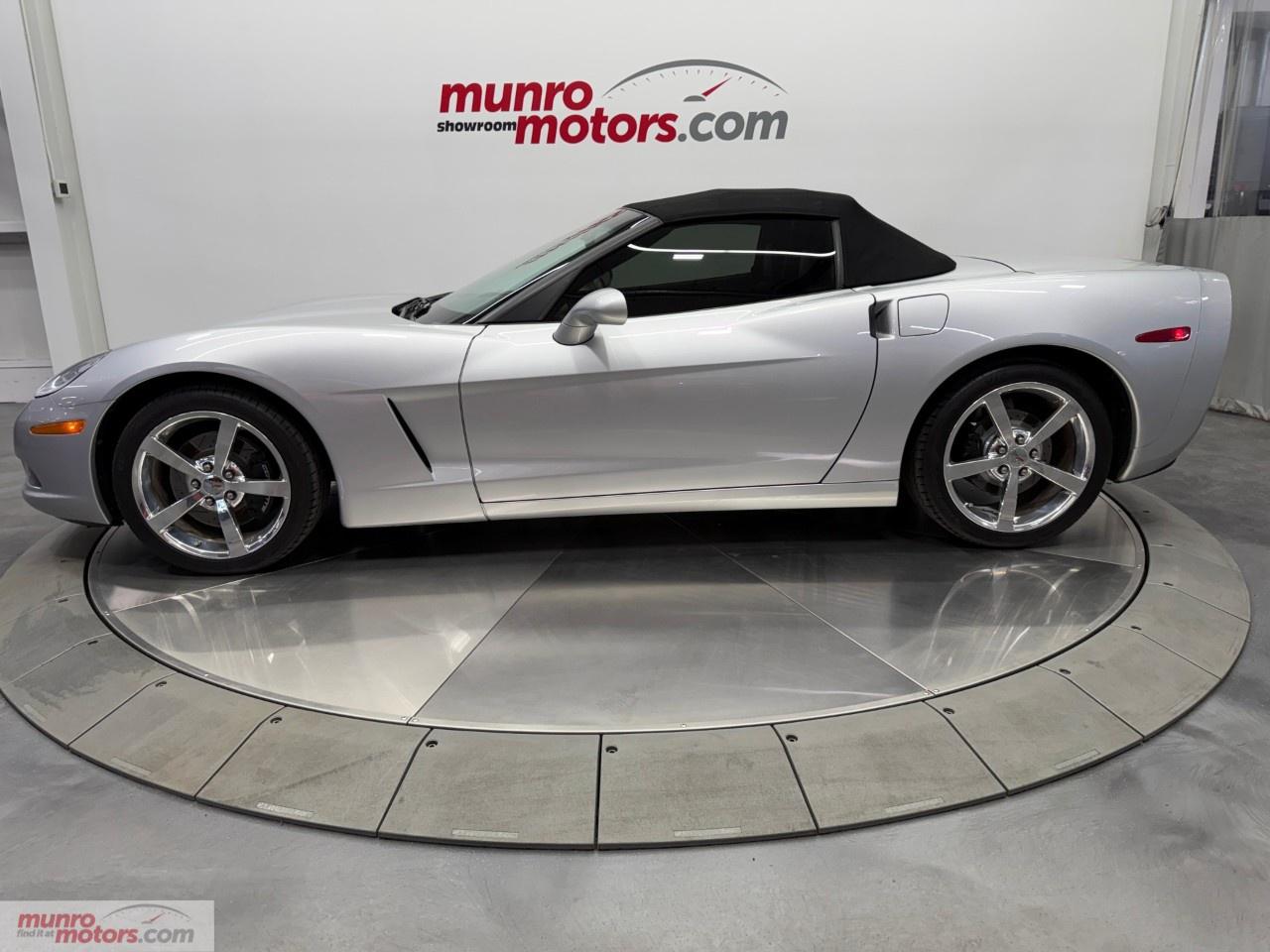2012 Chevrolet Corvette Convertible 1LT Photo