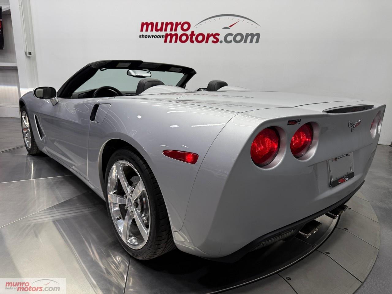 2012 Chevrolet Corvette Convertible 1LT Photo