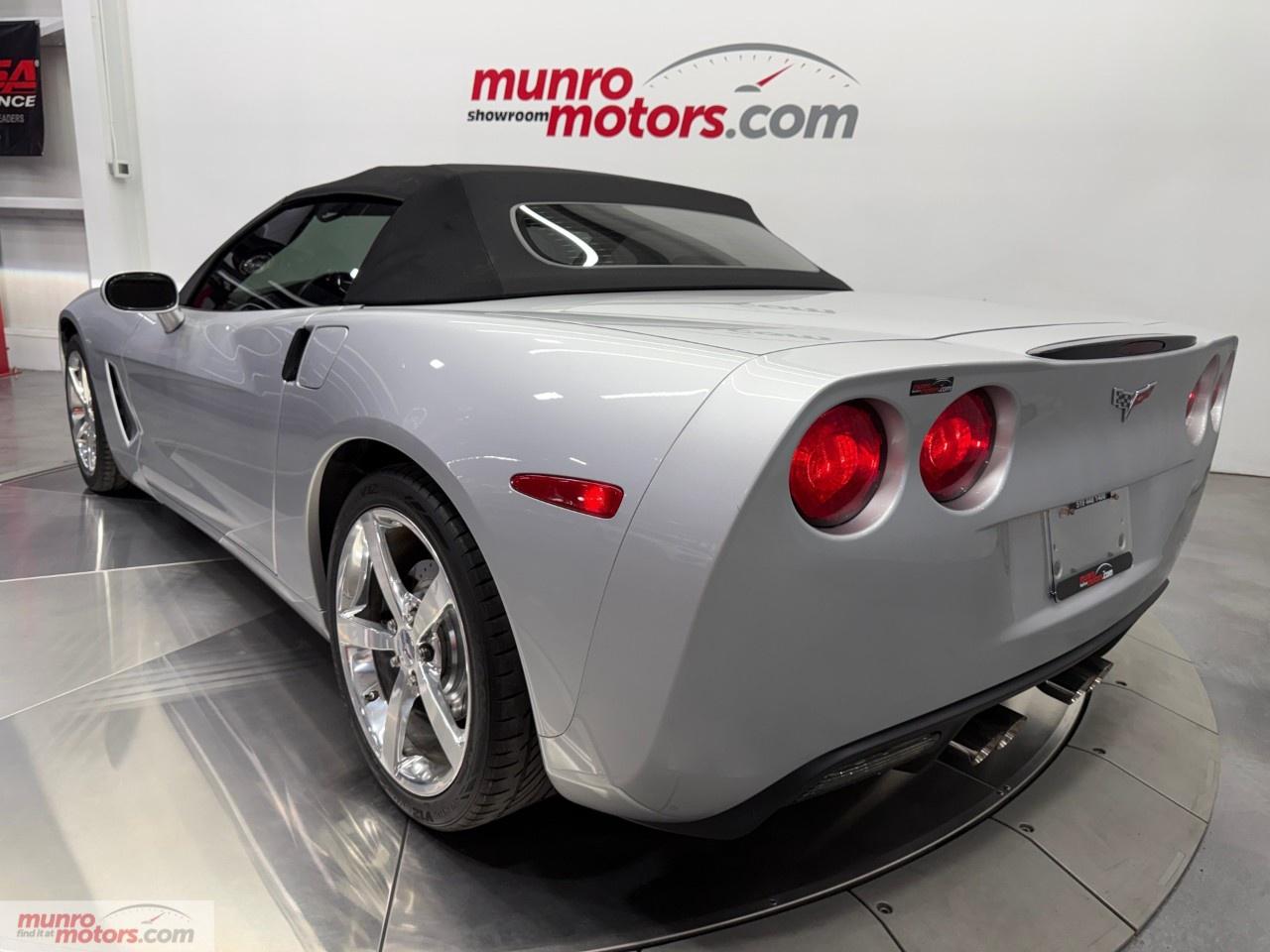2012 Chevrolet Corvette Convertible 1LT Photo