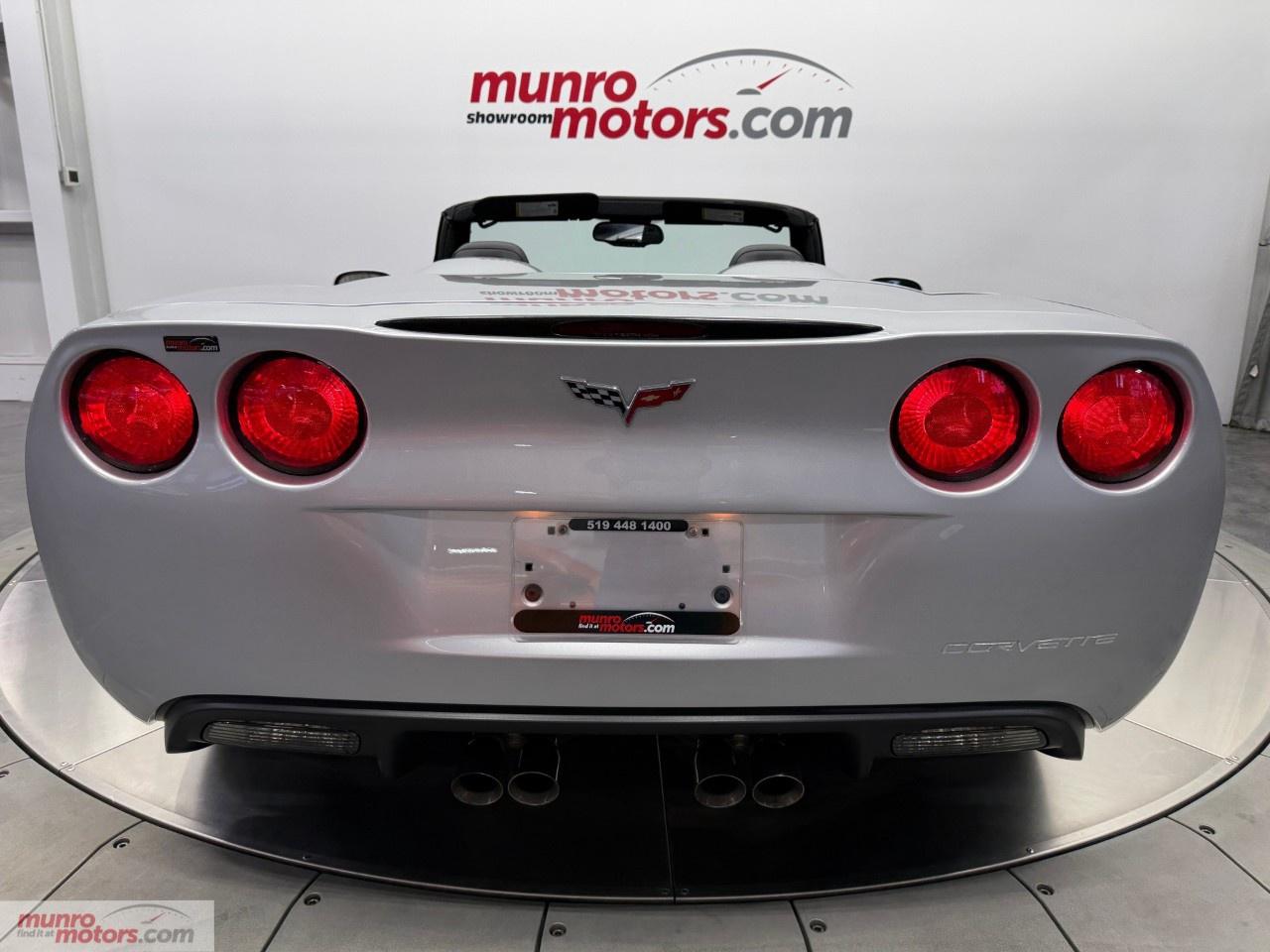 2012 Chevrolet Corvette Convertible 1LT Photo