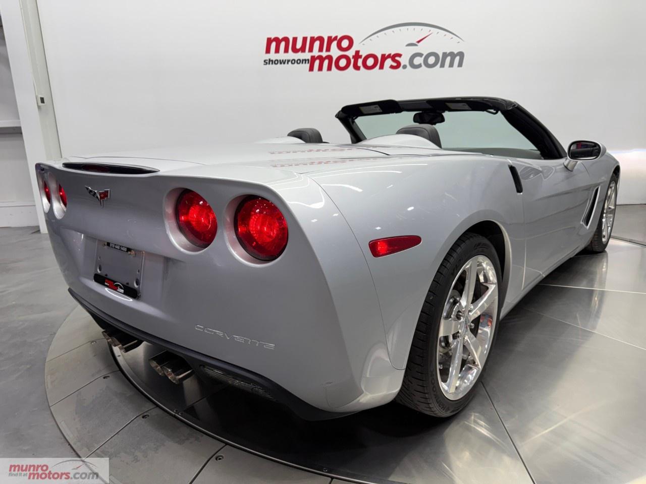 2012 Chevrolet Corvette Convertible 1LT Photo