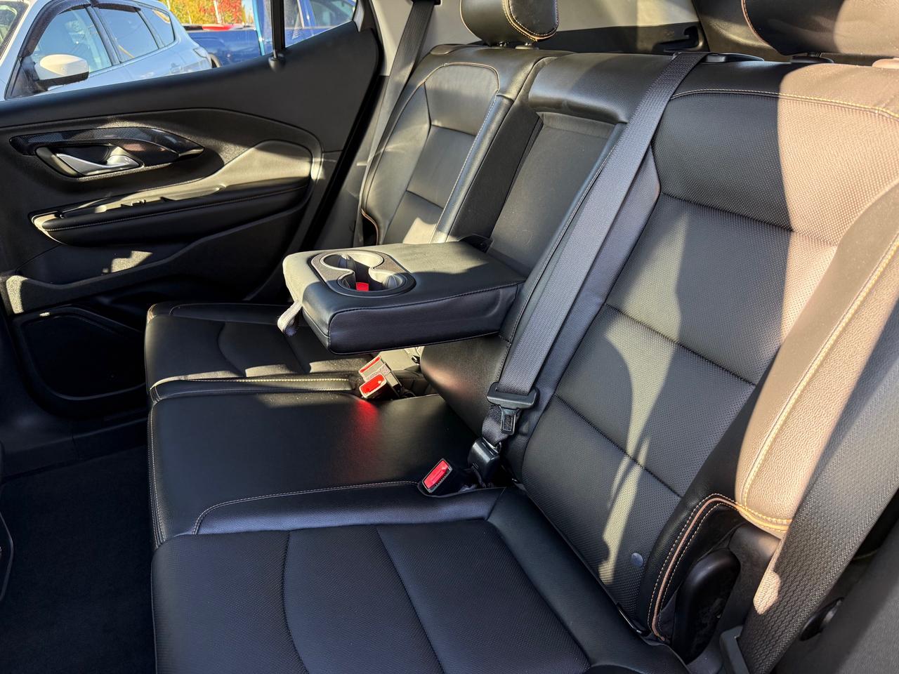 2024 GMC Terrain AT4 Panoramic Roof! Leather! Photo