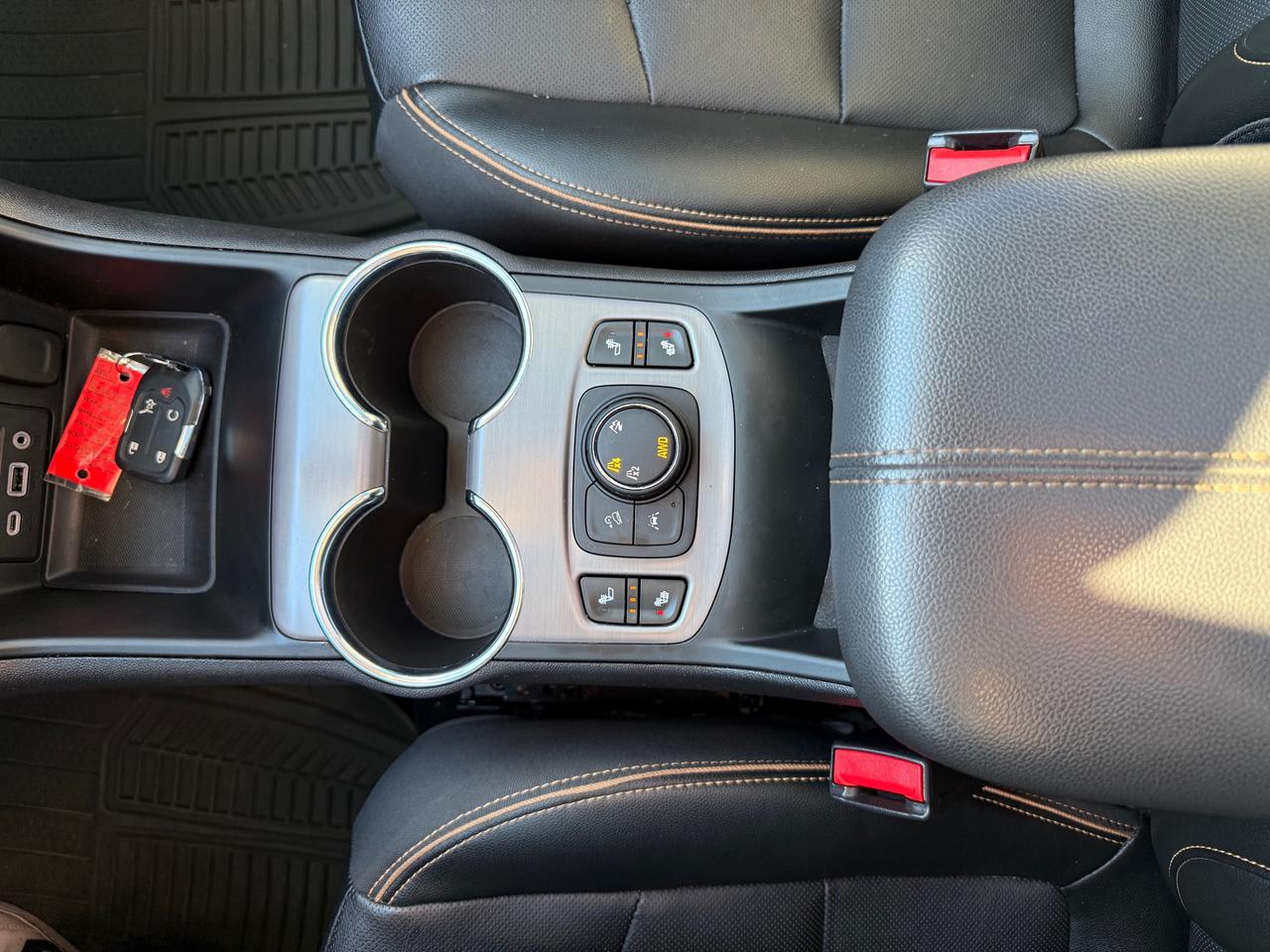 2024 GMC Terrain AT4 Panoramic Roof! Leather! Photo