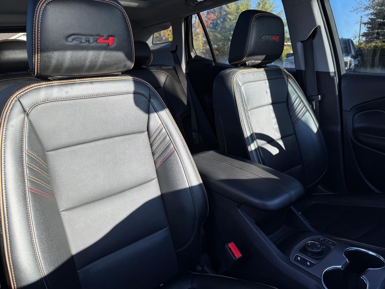 2024 GMC Terrain AT4 Panoramic Roof! Leather! Photo