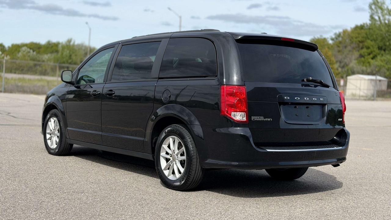 2019 Dodge Grand Caravan SXT No accident Photo