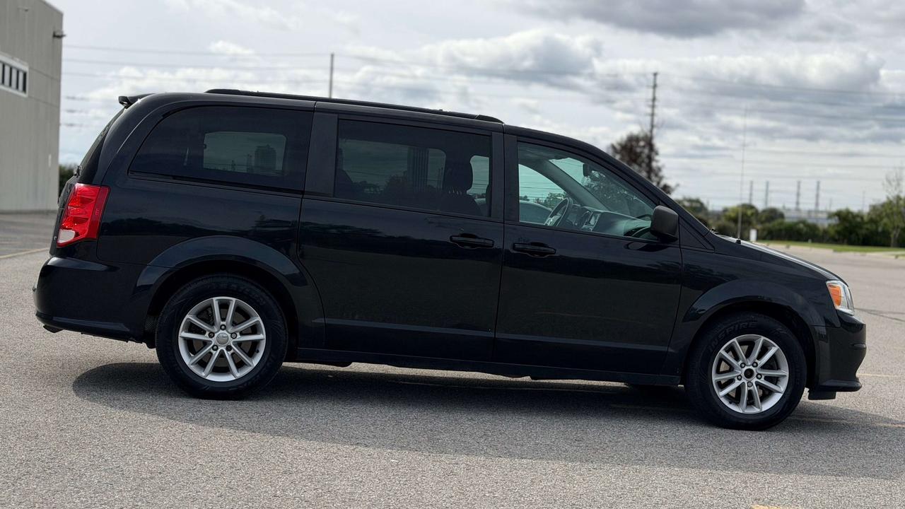 2019 Dodge Grand Caravan SXT No accident Photo