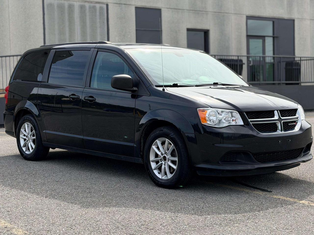 2019 Dodge Grand Caravan SXT No accident Photo
