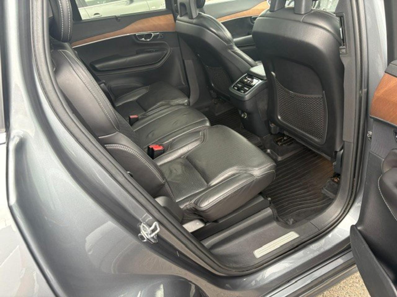2016 Volvo XC90 T6 Inscription 4dr All-Wheel Drive Photo