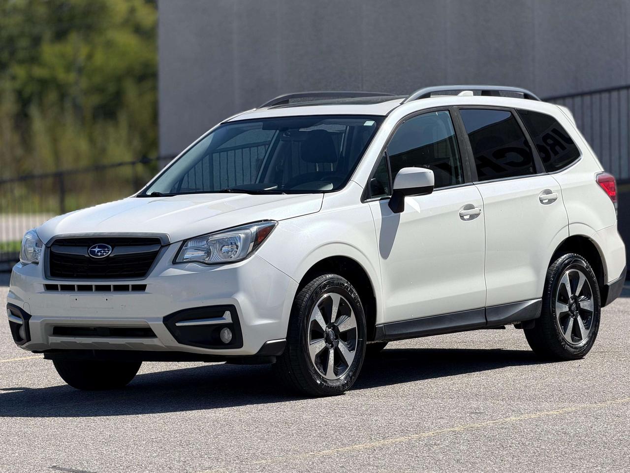 2018 Subaru Forester TOURING PACKAGE Photo5