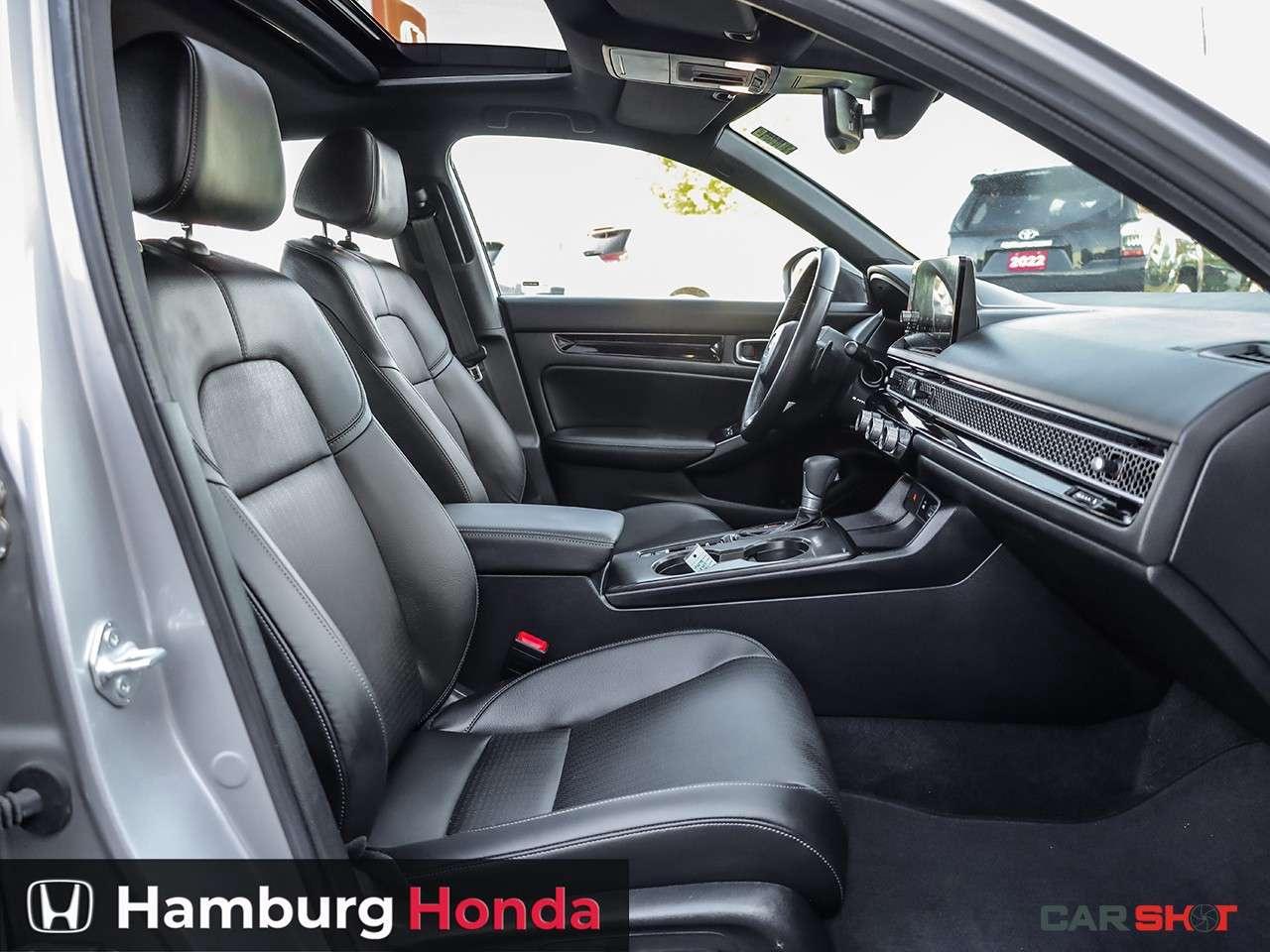 2025 Honda Civic Sport Touring eCVT Sedan Photo