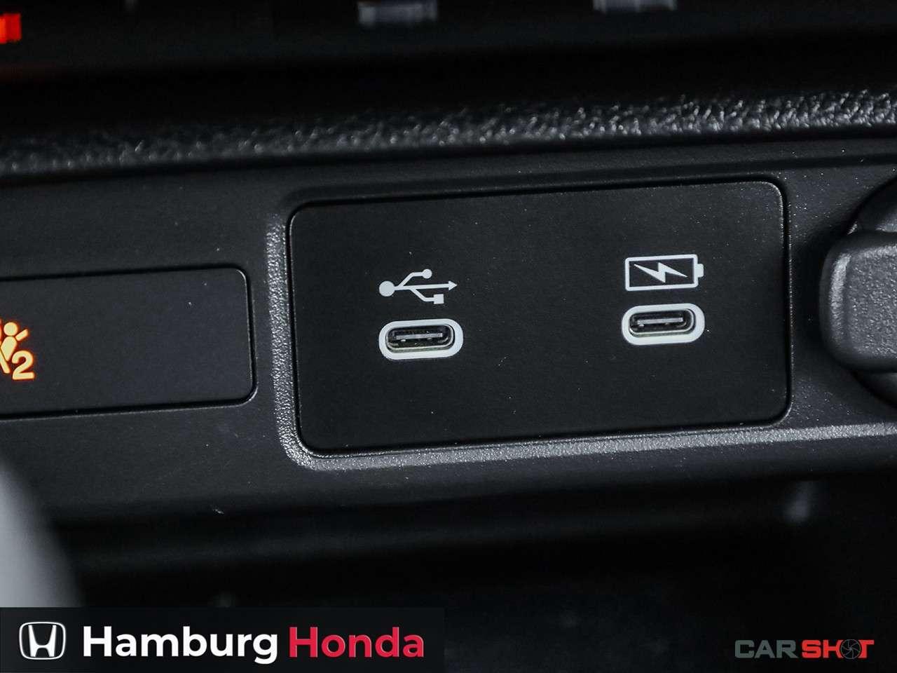 2025 Honda Civic Sport Touring eCVT Sedan Photo