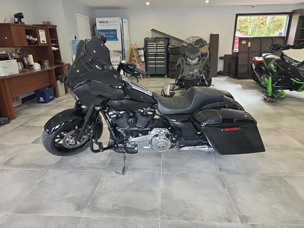2020 Harley-Davidson Street Glide FLHX STREET GLIDE Photo1