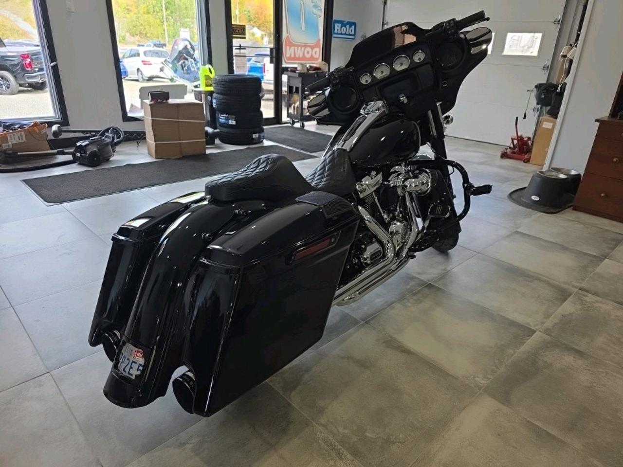 2020 Harley-Davidson Street Glide FLHX STREET GLIDE Photo4