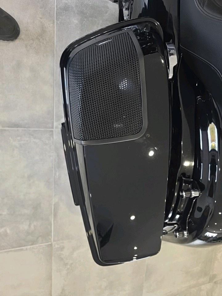 2020 Harley-Davidson Street Glide FLHX STREET GLIDE Photo