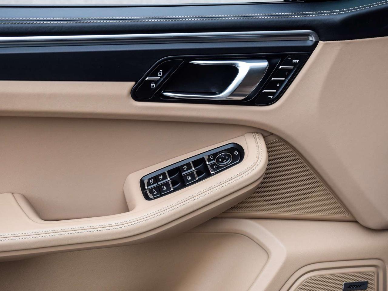 2024 Porsche Macan  Photo