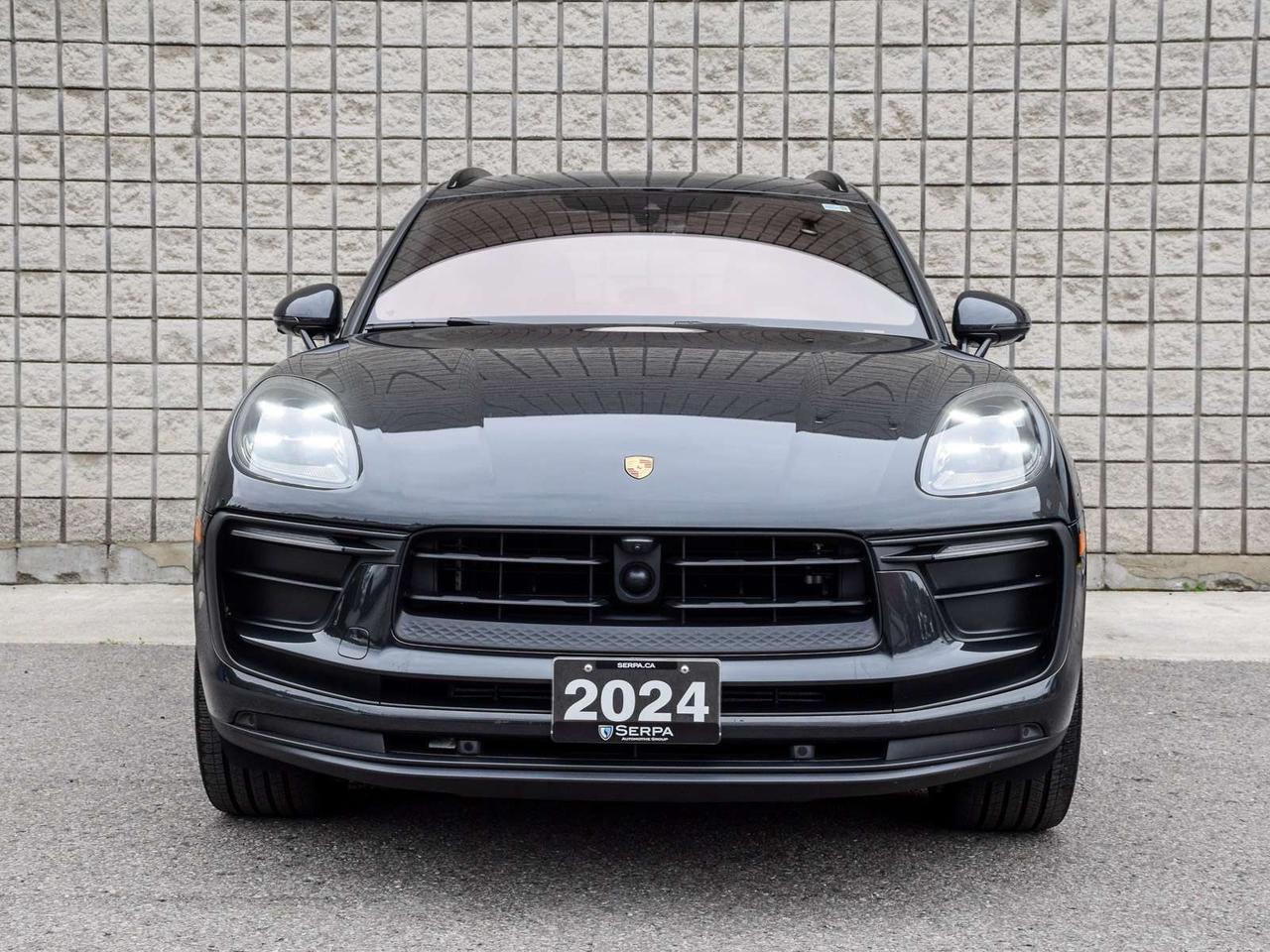 2024 Porsche Macan  Photo2