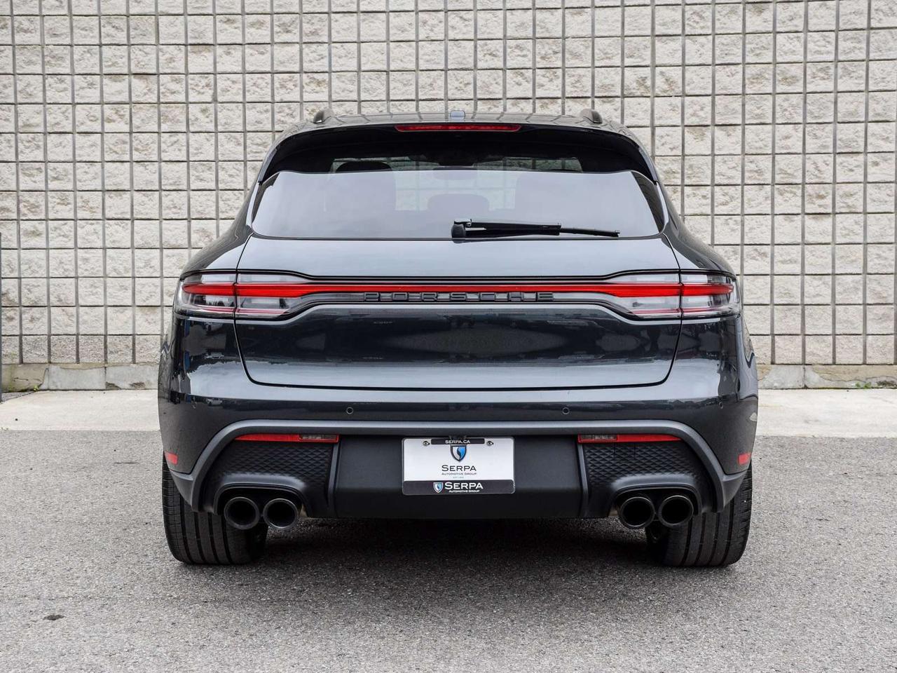 2024 Porsche Macan  Photo