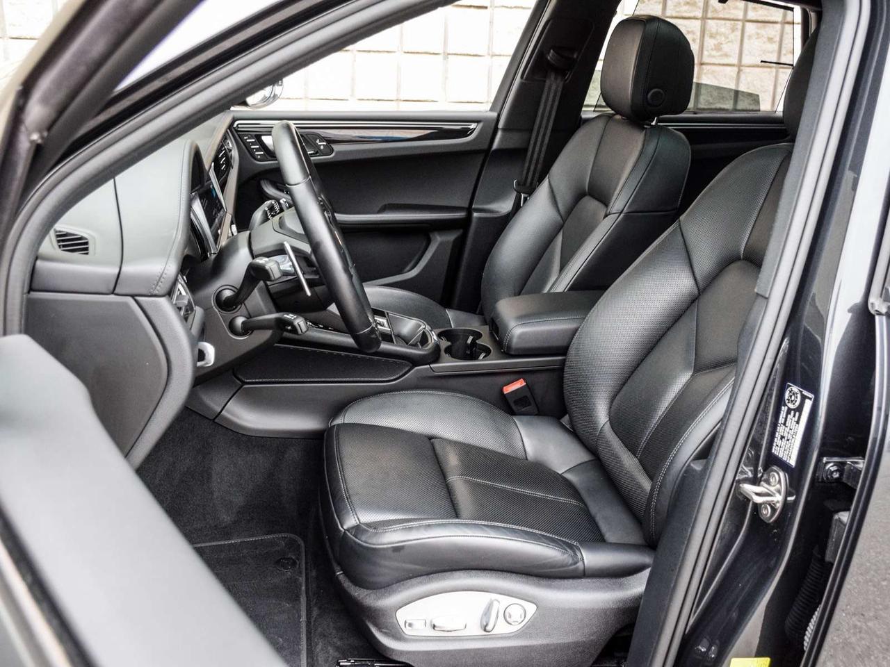 2024 Porsche Macan  Photo