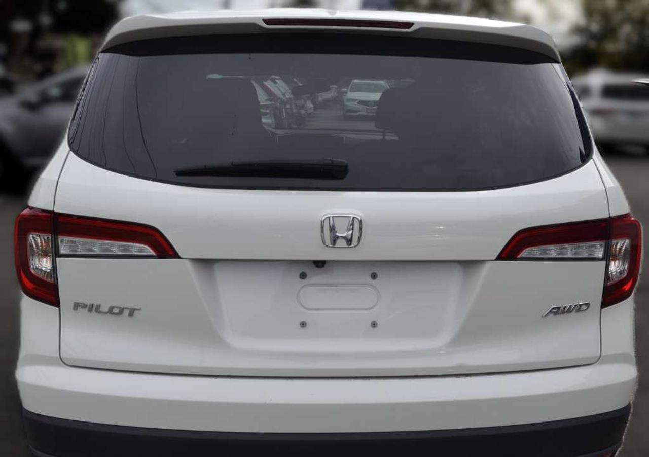 2019 Honda Pilot LX All-wheel Drive 8 PASS Photo