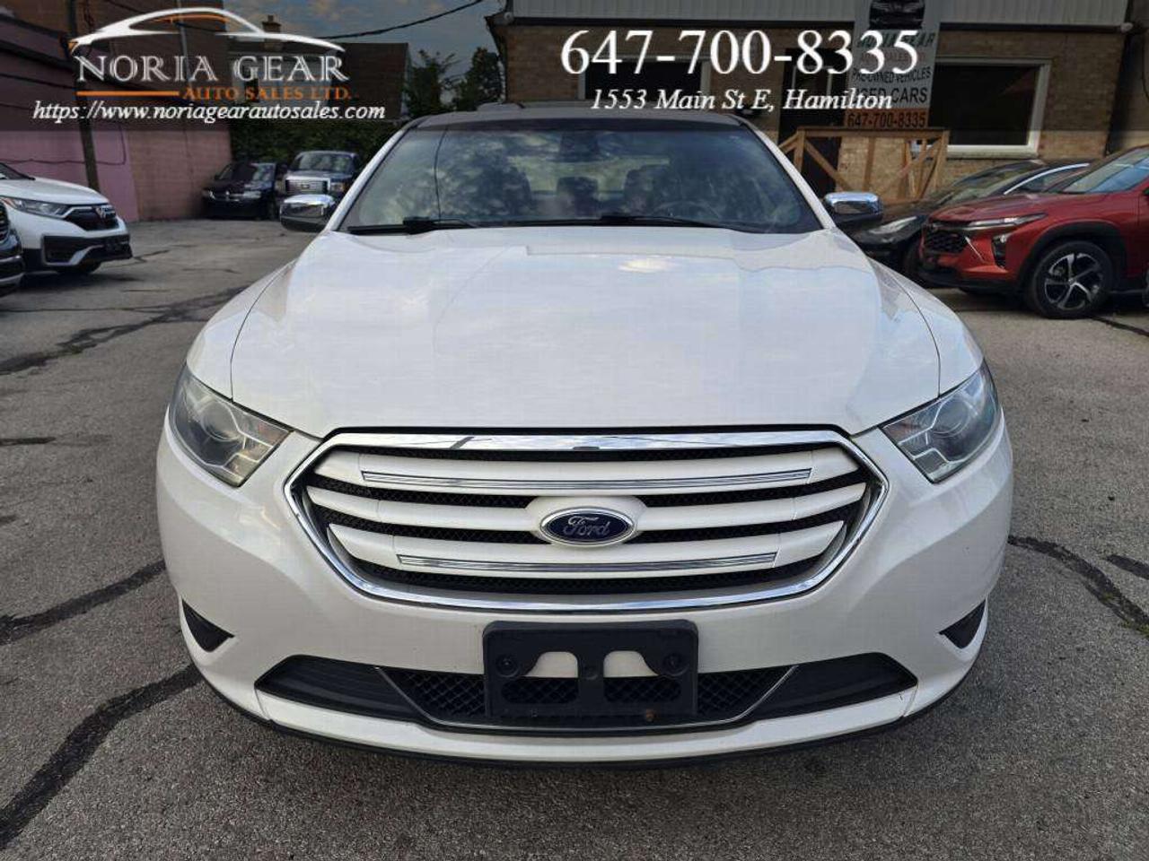 2015 Ford Taurus LIMITED Photo