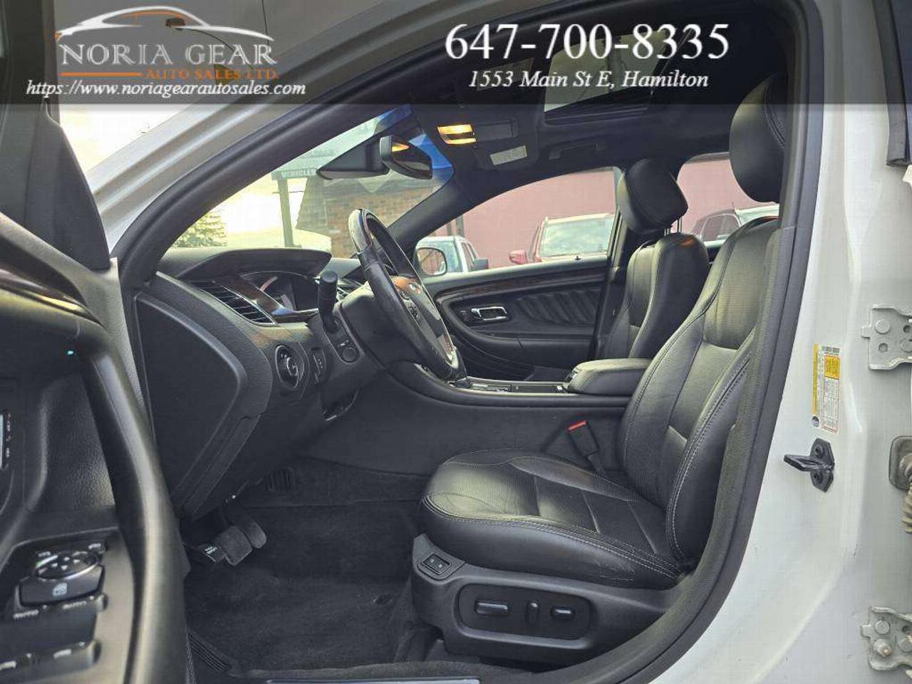 2015 Ford Taurus LIMITED Photo