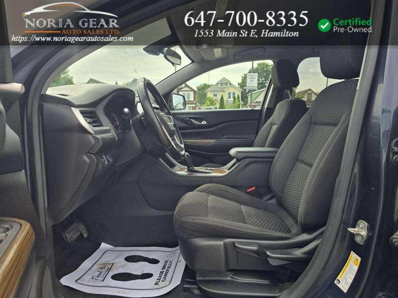 2017 GMC Acadia SLE Photo